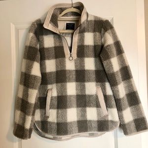Gray and white pullover fleece